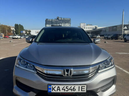 Хонда Аккорд 2017 у Житомирі на Automoto.ua Хонда Аккорд, об'ємом двигуна 2.35 л та пробігом 112 тис. км за 13500 $, фото 1 на Automoto.ua