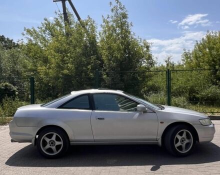 Серый Хонда Аккорд, объемом двигателя 1.9 л и пробегом 360 тыс. км за 3000 $, фото 5 на Automoto.ua