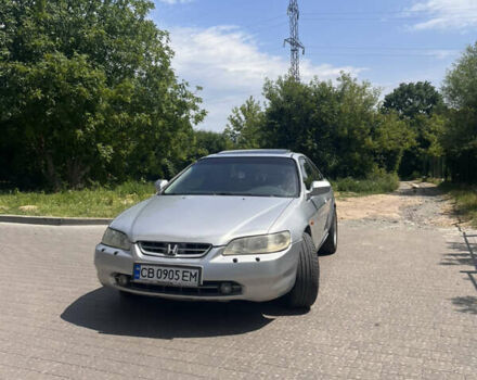 Сірий Хонда Аккорд, об'ємом двигуна 1.95 л та пробігом 300 тис. км за 3700 $, фото 2 на Automoto.ua