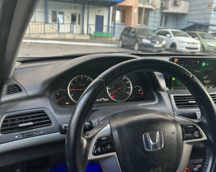 Серый Хонда Аккорд, объемом двигателя 3.47 л и пробегом 195 тыс. км за 8900 $, фото 12 на Automoto.ua