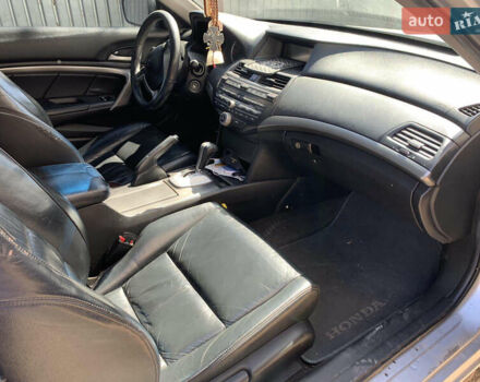 Серый Хонда Аккорд, объемом двигателя 2.4 л и пробегом 190 тыс. км за 8700 $, фото 14 на Automoto.ua