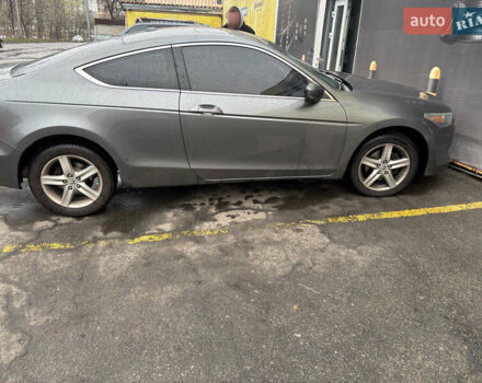 Серый Хонда Аккорд, объемом двигателя 2.35 л и пробегом 180 тыс. км за 8800 $, фото 13 на Automoto.ua