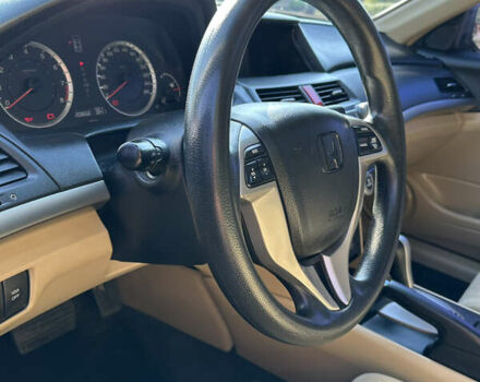 Серый Хонда Аккорд, объемом двигателя 2.35 л и пробегом 210 тыс. км за 7999 $, фото 6 на Automoto.ua