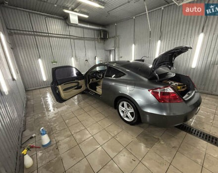 Серый Хонда Аккорд, объемом двигателя 2.35 л и пробегом 180 тыс. км за 8200 $, фото 8 на Automoto.ua