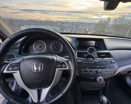 Сірий Хонда Аккорд, об'ємом двигуна 2.35 л та пробігом 205 тис. км за 8500 $, фото 17 на Automoto.ua