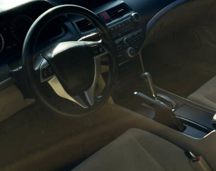 Серый Хонда Аккорд, объемом двигателя 2.35 л и пробегом 210 тыс. км за 7999 $, фото 4 на Automoto.ua