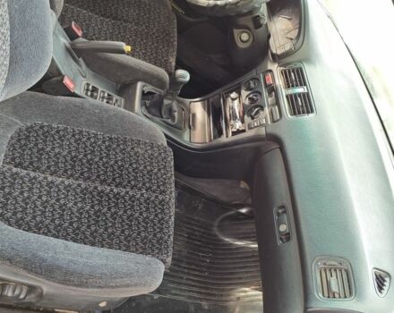 Серый Хонда Аккорд, объемом двигателя 2 л и пробегом 250 тыс. км за 2000 $, фото 5 на Automoto.ua