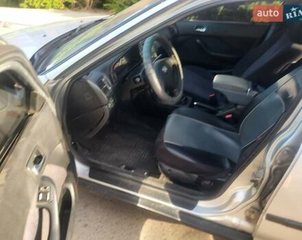 Серый Хонда Аккорд, объемом двигателя 2 л и пробегом 340 тыс. км за 1500 $, фото 2 на Automoto.ua