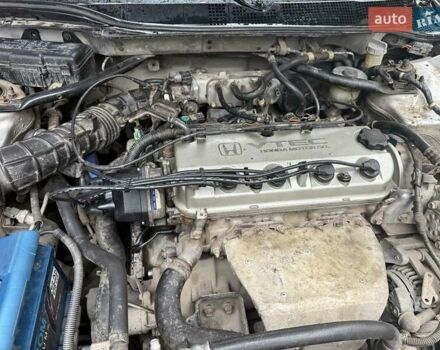 Серый Хонда Аккорд, объемом двигателя 1.9 л и пробегом 370 тыс. км за 2700 $, фото 7 на Automoto.ua