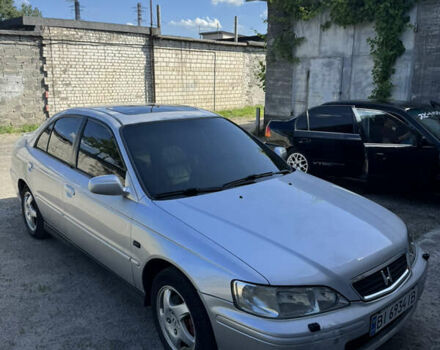 Сірий Хонда Аккорд, об'ємом двигуна 2 л та пробігом 295 тис. км за 3900 $, фото 1 на Automoto.ua