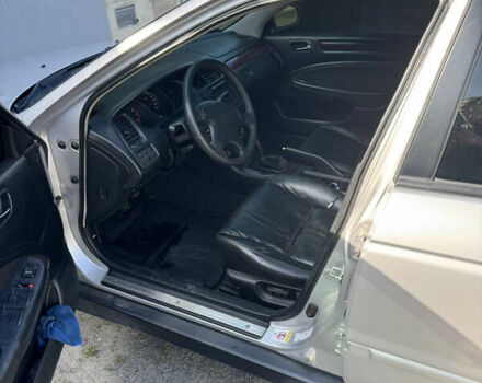 Сірий Хонда Аккорд, об'ємом двигуна 2 л та пробігом 295 тис. км за 3900 $, фото 4 на Automoto.ua
