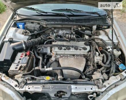 Серый Хонда Аккорд, объемом двигателя 1.9 л и пробегом 350 тыс. км за 2100 $, фото 12 на Automoto.ua