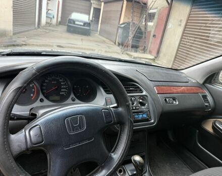 Серый Хонда Аккорд, объемом двигателя 1.9 л и пробегом 370 тыс. км за 2700 $, фото 7 на Automoto.ua