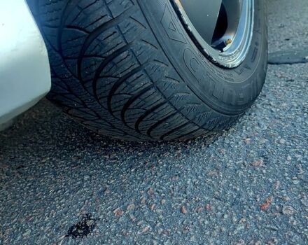 Серый Хонда Аккорд, объемом двигателя 1.9 л и пробегом 321 тыс. км за 3800 $, фото 11 на Automoto.ua