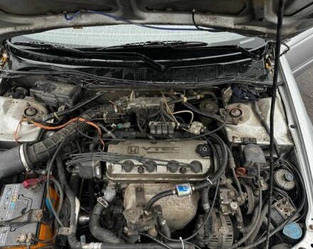 Серый Хонда Аккорд, объемом двигателя 2 л и пробегом 283 тыс. км за 2800 $, фото 8 на Automoto.ua