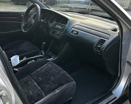 Серый Хонда Аккорд, объемом двигателя 2 л и пробегом 370 тыс. км за 3800 $, фото 10 на Automoto.ua