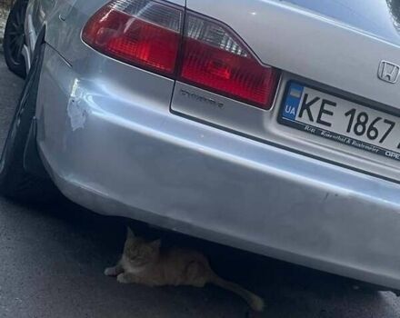 Серый Хонда Аккорд, объемом двигателя 2 л и пробегом 320 тыс. км за 3000 $, фото 3 на Automoto.ua