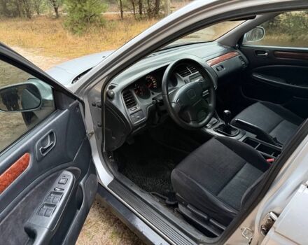 Серый Хонда Аккорд, объемом двигателя 1.9 л и пробегом 235 тыс. км за 2800 $, фото 8 на Automoto.ua