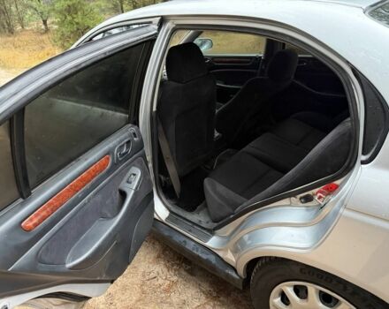 Серый Хонда Аккорд, объемом двигателя 1.9 л и пробегом 235 тыс. км за 2800 $, фото 6 на Automoto.ua