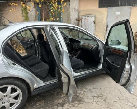 Серый Хонда Аккорд, объемом двигателя 2.3 л и пробегом 276 тыс. км за 2000 $, фото 7 на Automoto.ua