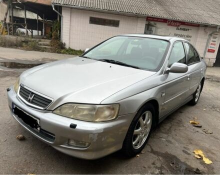 Серый Хонда Аккорд, объемом двигателя 2.3 л и пробегом 276 тыс. км за 2000 $, фото 1 на Automoto.ua