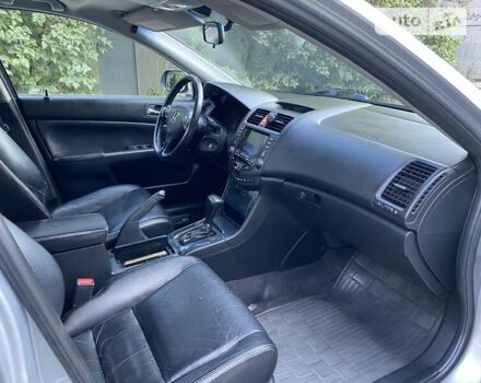 Сірий Хонда Аккорд, об'ємом двигуна 2.4 л та пробігом 257 тис. км за 6500 $, фото 12 на Automoto.ua