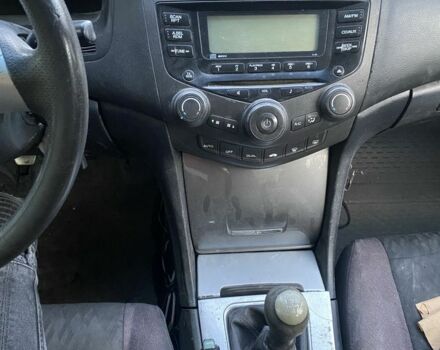 Серый Хонда Аккорд, объемом двигателя 2 л и пробегом 187 тыс. км за 1000 $, фото 5 на Automoto.ua