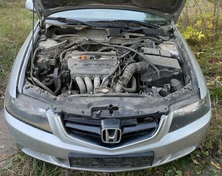 Серый Хонда Аккорд, объемом двигателя 2 л и пробегом 187 тыс. км за 1000 $, фото 2 на Automoto.ua