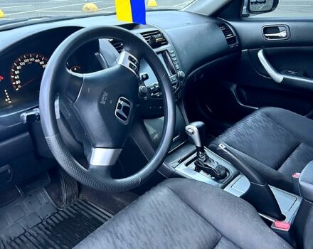 Серый Хонда Аккорд, объемом двигателя 2 л и пробегом 262 тыс. км за 7500 $, фото 3 на Automoto.ua