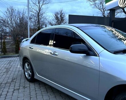 Сірий Хонда Аккорд, об'ємом двигуна 2.4 л та пробігом 200 тис. км за 6000 $, фото 4 на Automoto.ua