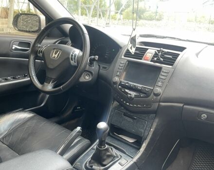 Серый Хонда Аккорд, объемом двигателя 2.4 л и пробегом 245 тыс. км за 5490 $, фото 11 на Automoto.ua