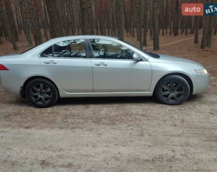 Серый Хонда Аккорд, объемом двигателя 2 л и пробегом 232 тыс. км за 5500 $, фото 1 на Automoto.ua