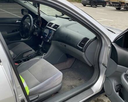 Сірий Хонда Аккорд, об'ємом двигуна 2.4 л та пробігом 322 тис. км за 4999 $, фото 8 на Automoto.ua