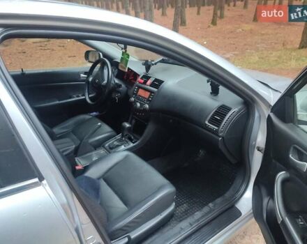 Серый Хонда Аккорд, объемом двигателя 2 л и пробегом 232 тыс. км за 5500 $, фото 2 на Automoto.ua