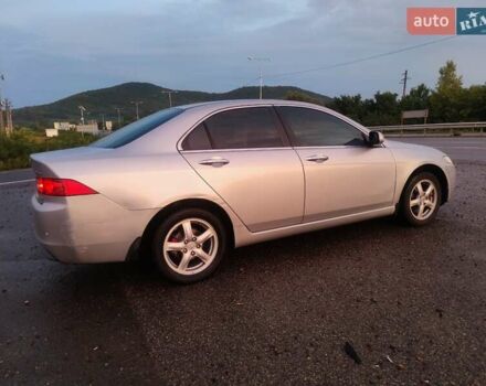Серый Хонда Аккорд, объемом двигателя 2.2 л и пробегом 330 тыс. км за 4700 $, фото 1 на Automoto.ua