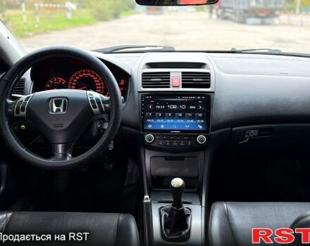Сірий Хонда Аккорд, об'ємом двигуна 2.2 л та пробігом 300 тис. км за 5000 $, фото 10 на Automoto.ua