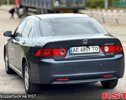 Сірий Хонда Аккорд, об'ємом двигуна 2.2 л та пробігом 300 тис. км за 5000 $, фото 7 на Automoto.ua