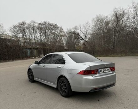 Серый Хонда Аккорд, объемом двигателя 2.2 л и пробегом 320 тыс. км за 4600 $, фото 2 на Automoto.ua