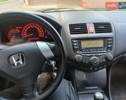 Серый Хонда Аккорд, объемом двигателя 2 л и пробегом 347 тыс. км за 4700 $, фото 7 на Automoto.ua
