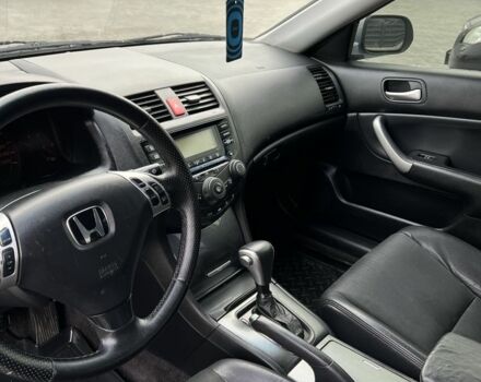Серый Хонда Аккорд, объемом двигателя 2.4 л и пробегом 294 тыс. км за 5500 $, фото 5 на Automoto.ua