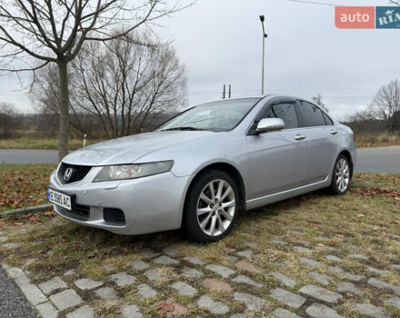 Серый Хонда Аккорд, объемом двигателя 2 л и пробегом 237 тыс. км за 4200 $, фото 2 на Automoto.ua