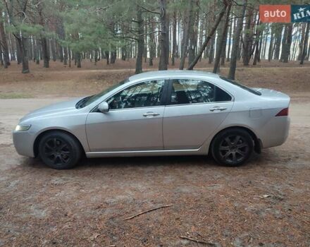 Серый Хонда Аккорд, объемом двигателя 2 л и пробегом 232 тыс. км за 5500 $, фото 5 на Automoto.ua