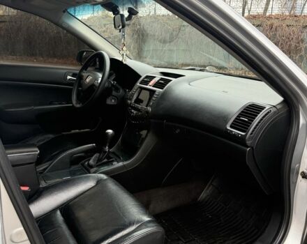 Серый Хонда Аккорд, объемом двигателя 2.2 л и пробегом 320 тыс. км за 4600 $, фото 12 на Automoto.ua