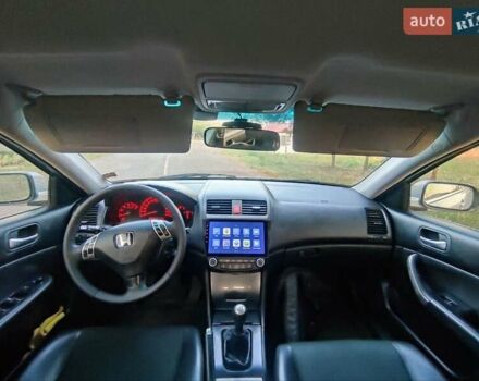 Серый Хонда Аккорд, объемом двигателя 2.2 л и пробегом 330 тыс. км за 4700 $, фото 25 на Automoto.ua