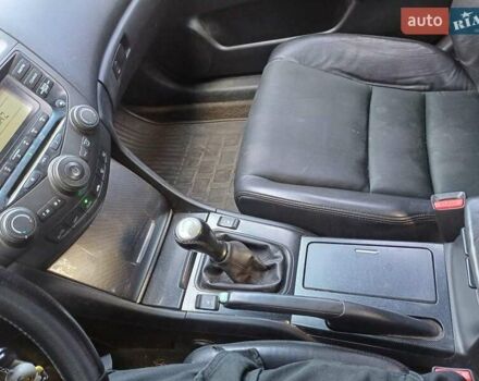 Серый Хонда Аккорд, объемом двигателя 2 л и пробегом 347 тыс. км за 4700 $, фото 5 на Automoto.ua