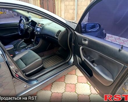 Серый Хонда Аккорд, объемом двигателя 2.4 л и пробегом 239 тыс. км за 7500 $, фото 10 на Automoto.ua