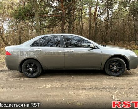 Сірий Хонда Аккорд, об'ємом двигуна 2 л та пробігом 376 тис. км за 6299 $, фото 1 на Automoto.ua