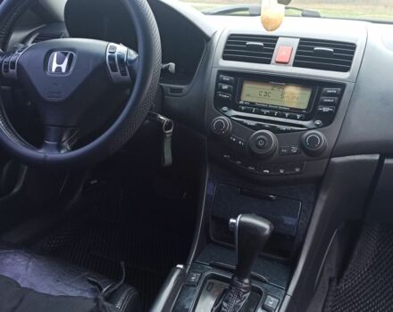 Сірий Хонда Аккорд, об'ємом двигуна 2.4 л та пробігом 300 тис. км за 6000 $, фото 6 на Automoto.ua