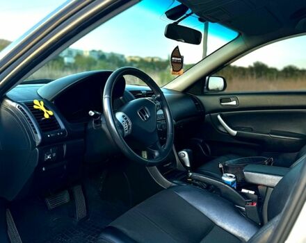 Серый Хонда Аккорд, объемом двигателя 2.4 л и пробегом 288 тыс. км за 7500 $, фото 8 на Automoto.ua