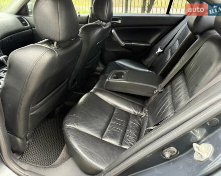 Серый Хонда Аккорд, объемом двигателя 2.4 л и пробегом 352 тыс. км за 5800 $, фото 10 на Automoto.ua